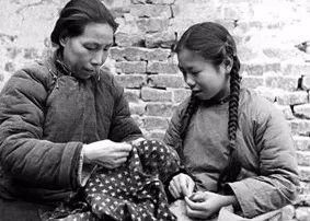 50、60、70、80年代春节老照片,简单而珍贵的