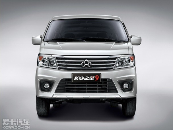 长安之星9报价及图片 国产7座MPV车身尺寸占优势