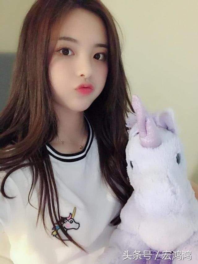 《创造101》最美的四位选手,孟美岐只能排第二