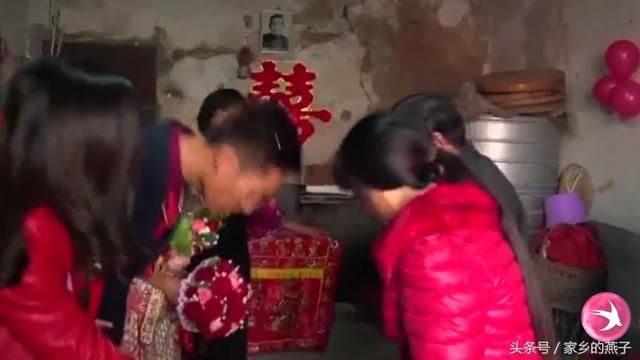 福建福州农村结婚习俗:年迈的父母给女儿礼金