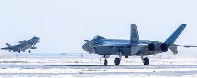 已证实歼20使用了超材料隐身技术!F22、F35至