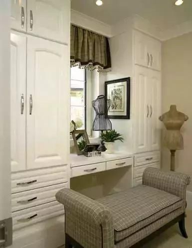 飘窗改成书桌 飘窗改成书桌