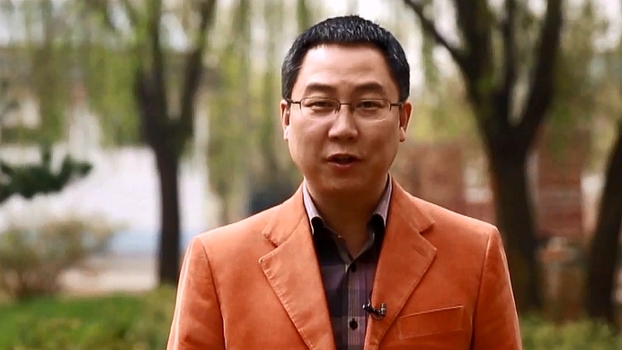 李向显牵手南卷村 主办生活讲堂 李向显牵手南卷村 主办生活讲堂