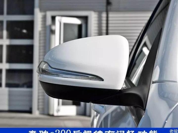 奔驰c180和c200外形几乎完全一致, 那么它们内