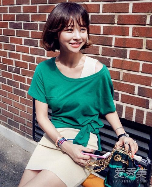 绿色短袖配什么颜色裤子 这么搭配裤子颜色让你气质up 绿色短袖配什么颜色裤子 这么搭配裤子颜色让你气质up