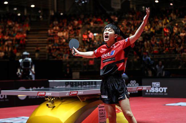 张本智和打破国乒垄断却不受欢迎,日本盼望培