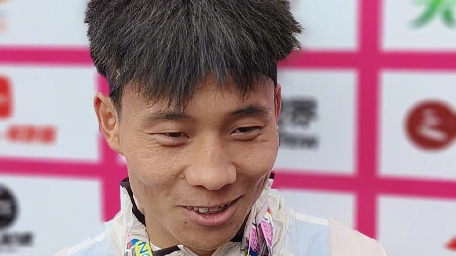 何杰打破男子马拉松全国纪录 顺利达标巴黎奥运会_北京时间