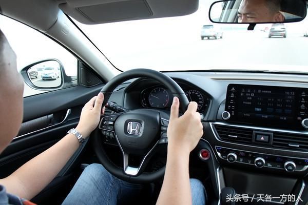 本田第十代雅阁-动力表现,需要2.0T?