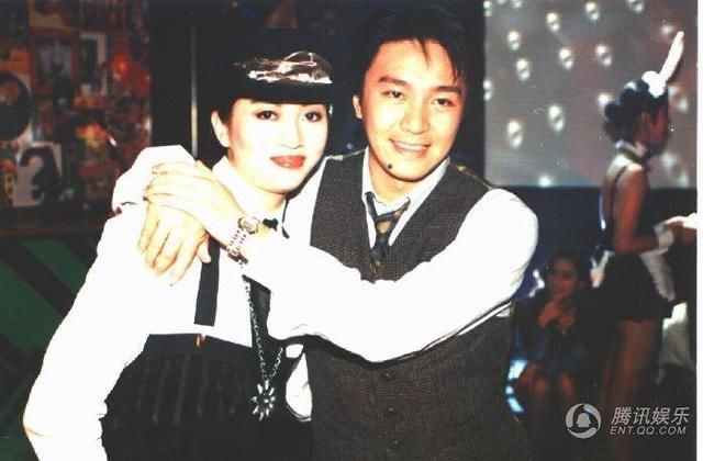 看赵文卓在梅艳芳葬礼上的八字赠言,就知道当