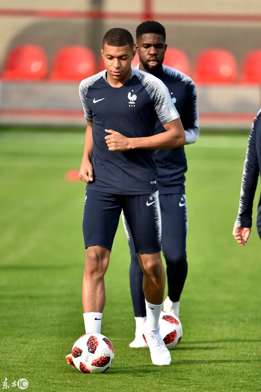 看完法国队10号姆巴佩 再看克罗地亚队10号莫