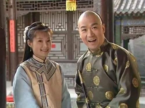 袁立微博力挺崔永元,张国立却私下会面冯小刚