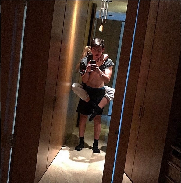 林依轮老婆晒照 不小心曝光了14岁儿子林子轩的外国女友(2)