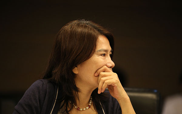 董明珠卸任格力集团董事长 格力回应:主动辞职