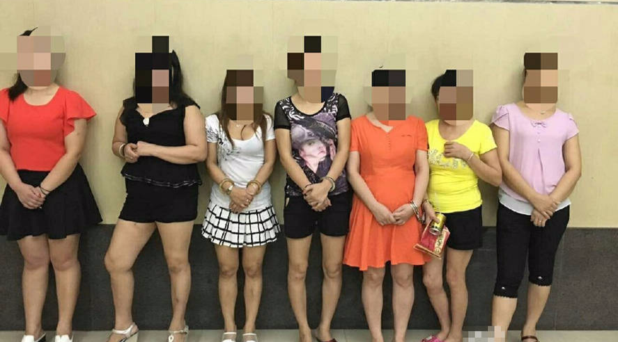 广东河源警方抓7名疑似招嫖女 网友听暗语举报