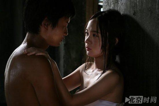 她戳破潜规则黑幕,涉及30多位导演,如今娱乐圈再无她的身影