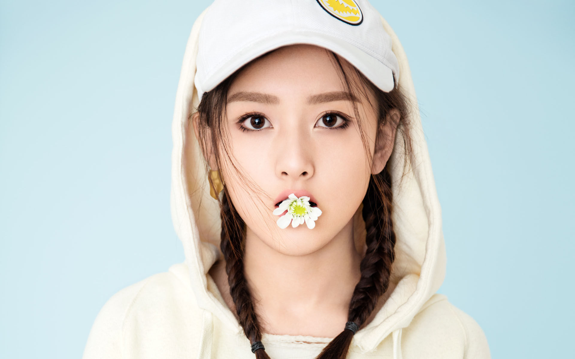 宋祖儿私人写真:第四张照片是多少人的手机壁