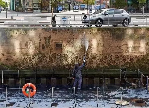 疯狂清洁工将灰尘玩成艺术品,为环保发出了最