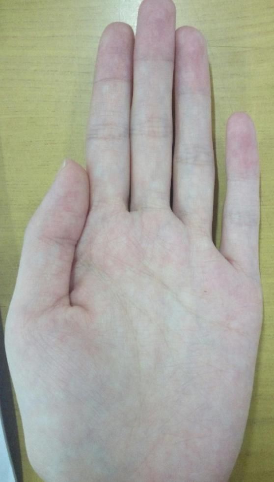 "最凄惨"的女人手相,怪不得别人,太过老实,处处受人欺压!