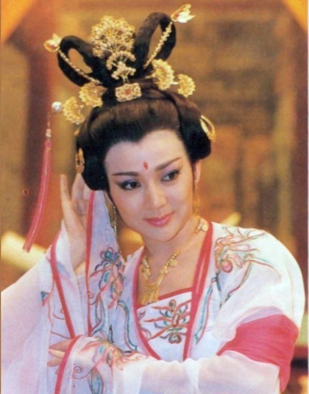 3岁出道,3年拍了150部作品,曾红遍全球,现在无人认识