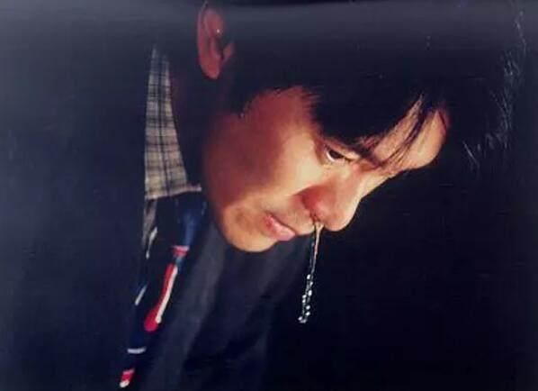 周星驰可媲美卓别林的电影却票房大败,19年后