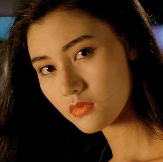 刘亦菲的鼻子,张柏芝的鼻子,董洁的鼻子,都敌不