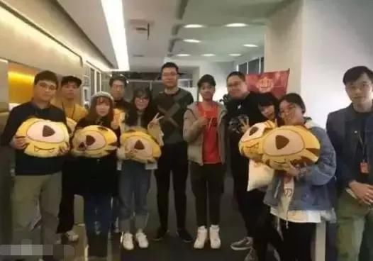 停播数日后PDD大司马现身广州虎牙总部,PDD