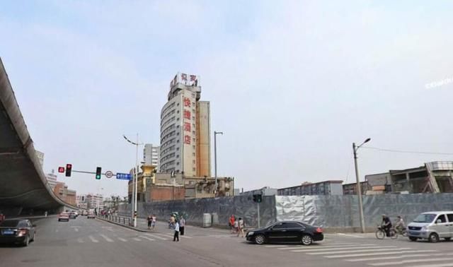 九十年代初沈阳老照片--沈阳长客总站