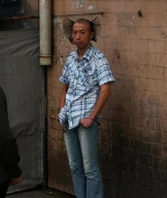10大糗图：挣点钱不容易啊