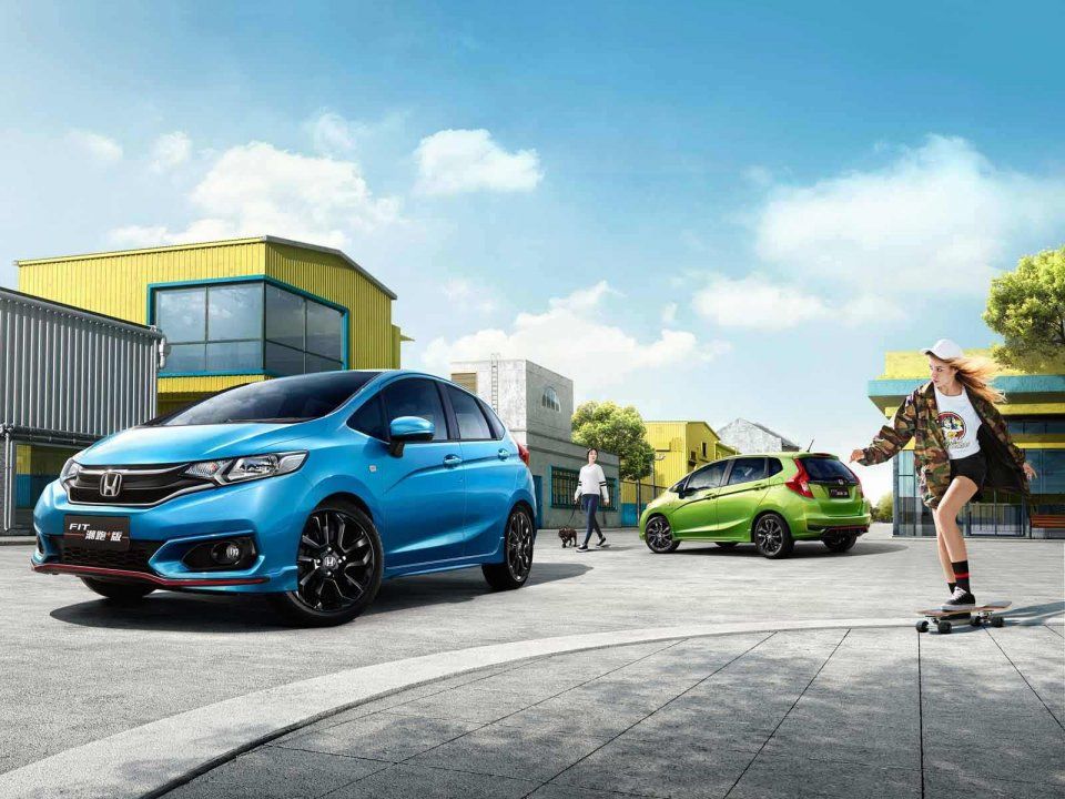 亚KX CROSS叫板本田飞度,网友:起亚长志气了