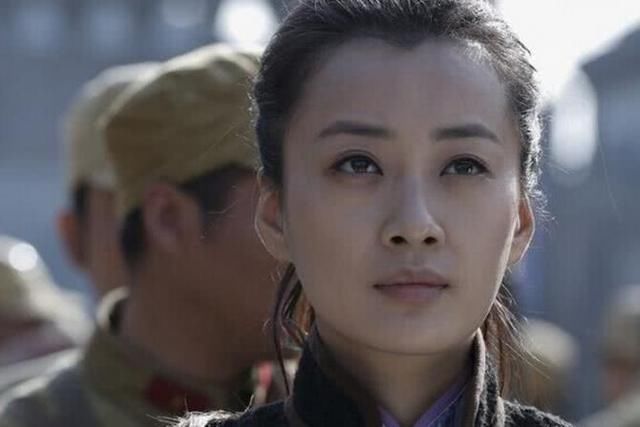 湘西美女土匪嫁人的条件,彩礼要五个日军人头