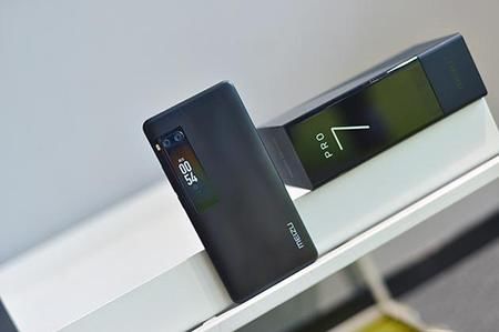 非全面屏手机逐渐变成经典,不过这四台现在入