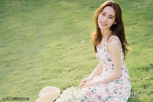 90斤的身材,120斤的脸?夏天这样穿衣搭配瞬间