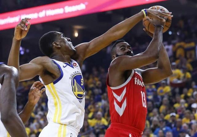 勇士首发中锋左脚趾酸痛 西决第七场出战成疑