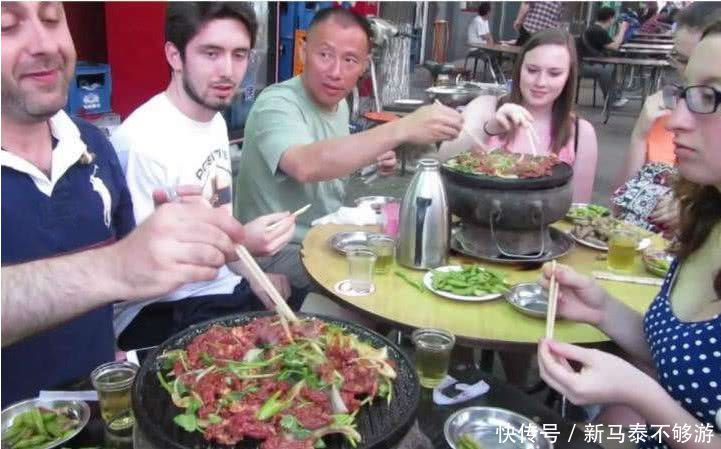 巴基斯坦游客到中国旅游,感慨中国物价太贵,直