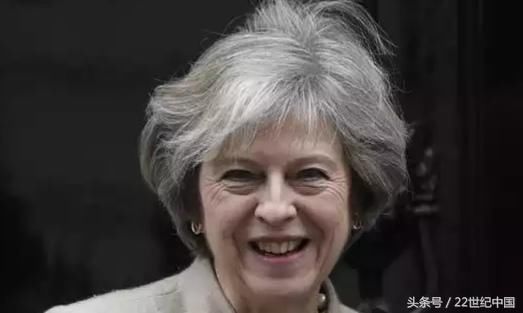 英国彻底沦为美国走狗,反对向美征税,欧盟将其