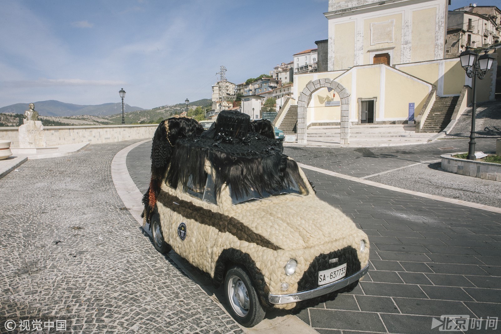 这波操作6了!为爱车打造时尚“发型” 耗100公斤头发获吉尼斯纪录 这波操作6了!为爱车打造时尚“发型” 耗100公斤头发获吉尼斯纪录