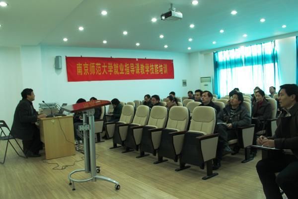 为何大学生愿意进工厂当普工?大学里的就业指