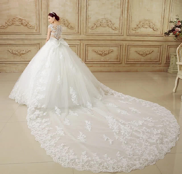 十二星座专属创意婚纱,双鱼座的唯美典雅,水瓶