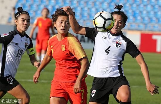 中国足球队球衣盘点,有些像黑社会,有些像黄毛