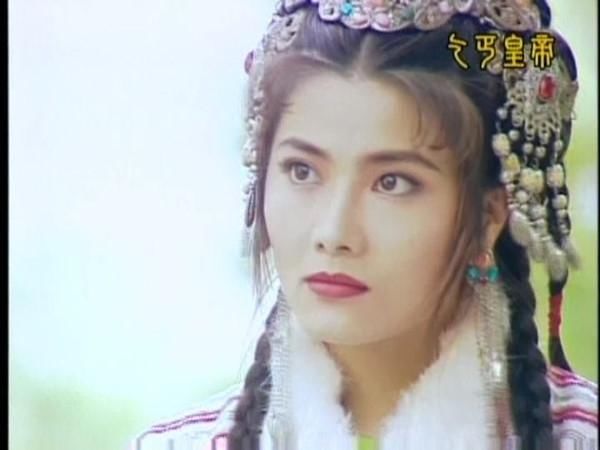 组图:49岁杨丽菁遭渣男不雅影片威胁 曾明艳照