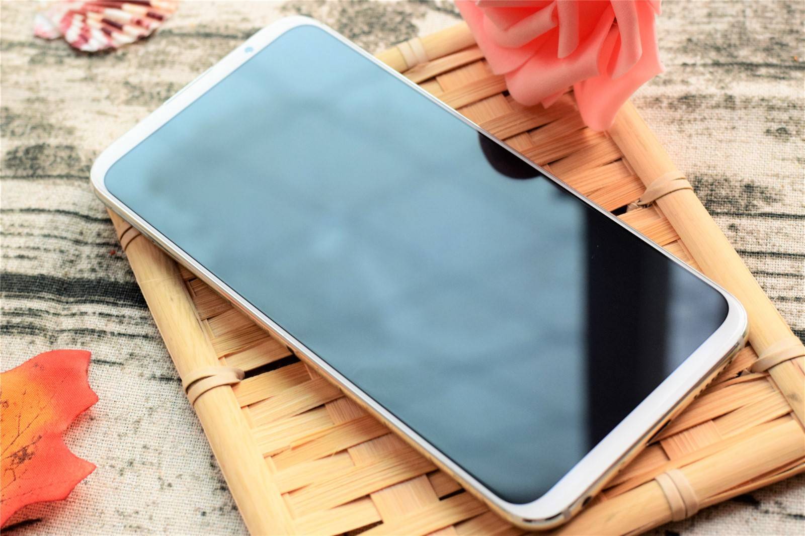 用了1个月,七大角度告诉你,魅族16th Plus值不