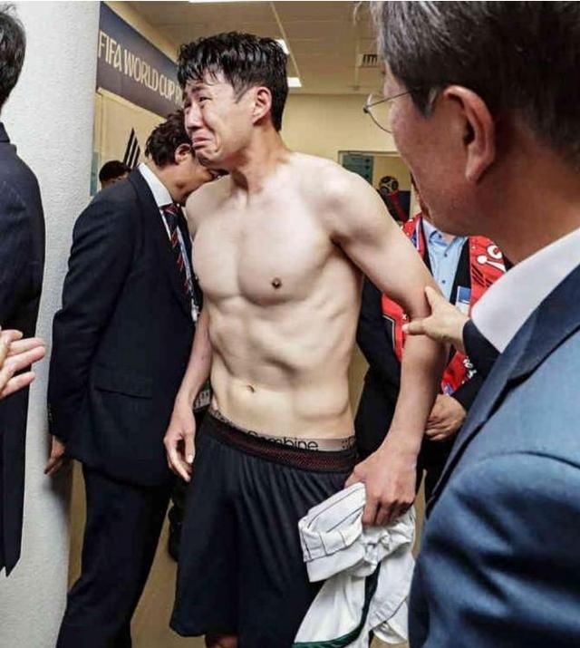 白斩鸡事件再升级!亚洲足球一哥热刺C罗,发声