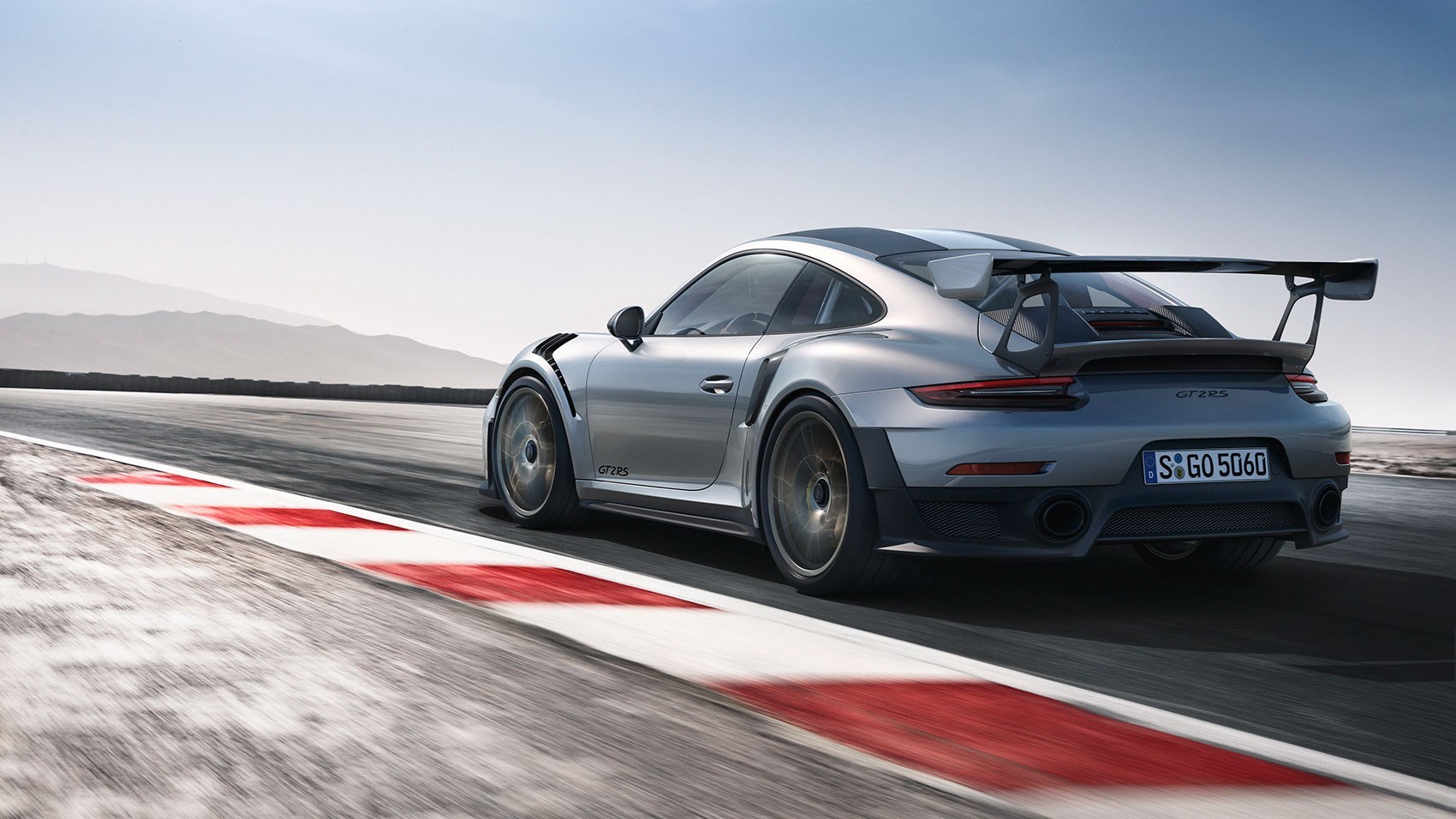 保时捷911 GT2 RS高清壁纸 保时捷911 GT2 RS高清壁纸