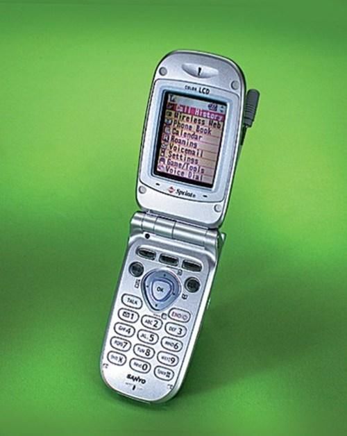 全面屏?OLED?手机屏幕发展史全回顾和未来展