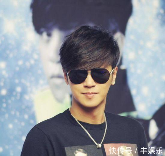 明星爱收藏什么?白敬亭爱鞋如命,杨幂有几百支