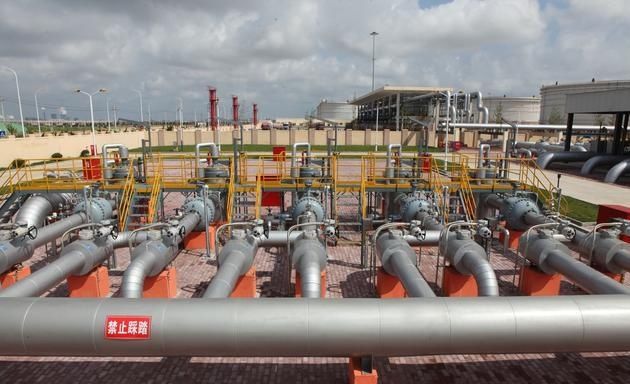 中巴原油新管道即将贯通,新加坡的贸易地位会