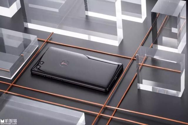 坚果的作用和功能是什么 t01fd67808288306c84.jpg?size=640x427