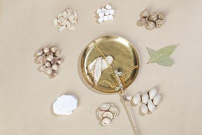 骨科大夫说:腰椎、颈椎病睡觉一定要注意,睡姿