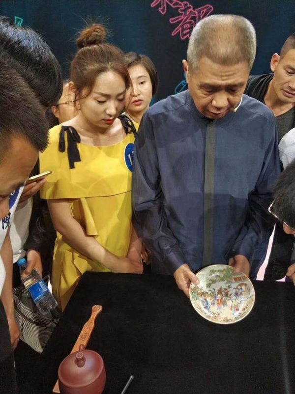 全民艺术网受邀录制广西卫视《收藏马未都》