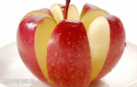 早上空腹吃一个苹果,身体会有4个变化!特别是